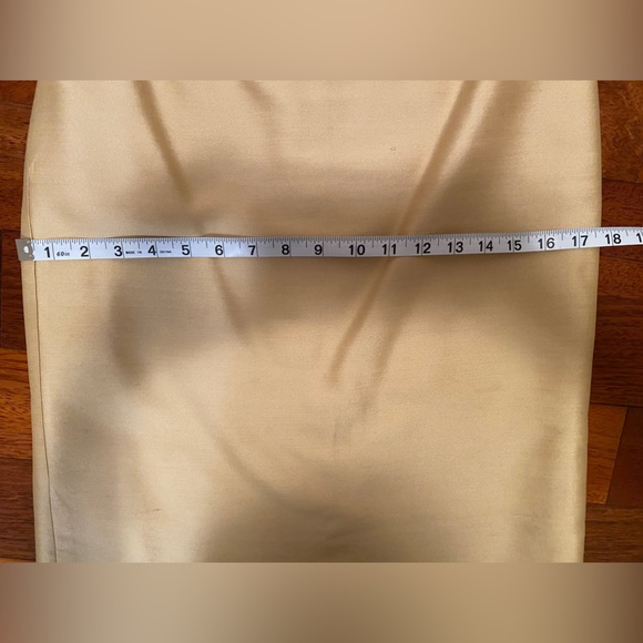Tahari Gold Skirt Suit US 2 - Classy Wedding or Gala -Well cared for & loved - Picture 9 of 12